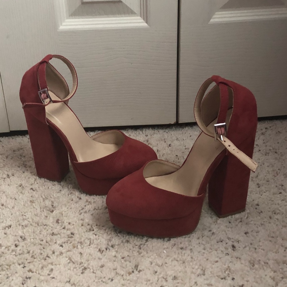 Pink/Maroon Suede Chunky Heels!